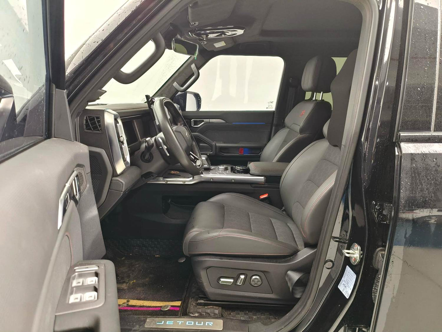 捷途 2023款 旅行者 2.0T 四驱穿越PRO自动挡