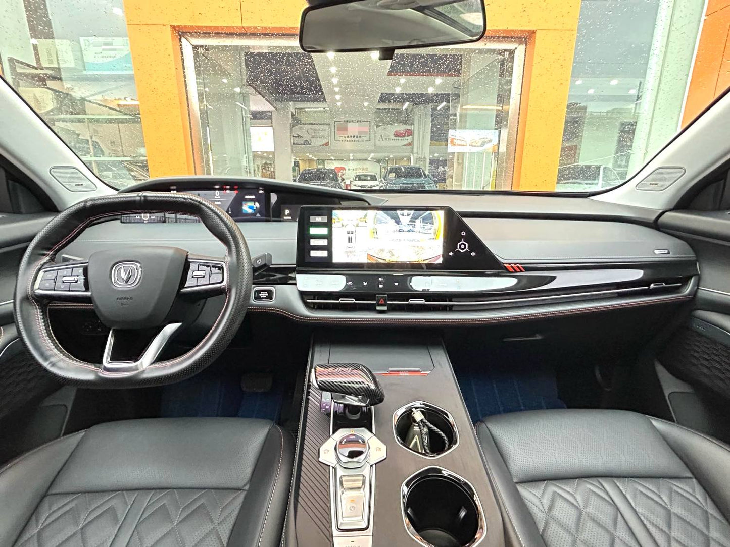 长安 2021款 UNI-K 2.0T 卓越型 自动挡