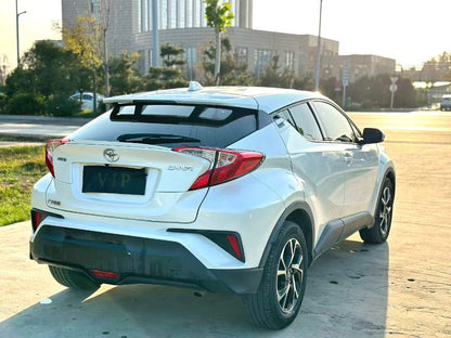 丰田 2018款 C-HR 2.0 无级 酷跑领先天窗版 自动挡