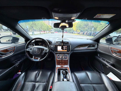 林肯 大陆(进口) 2018款 大陆 2.0T 两驱尊享版 自动挡