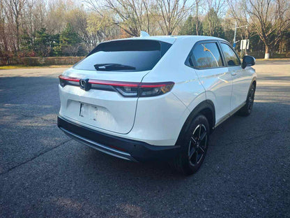 本田 2023款 缤智 1.5 无级 先锋版 自动 挡