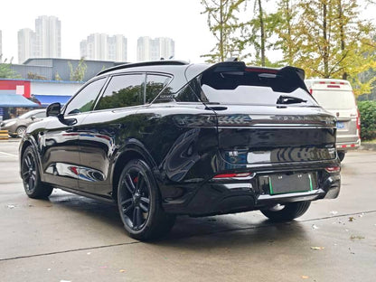 岚图 2025款 FREE 318 259km 四驱探索版 自动挡