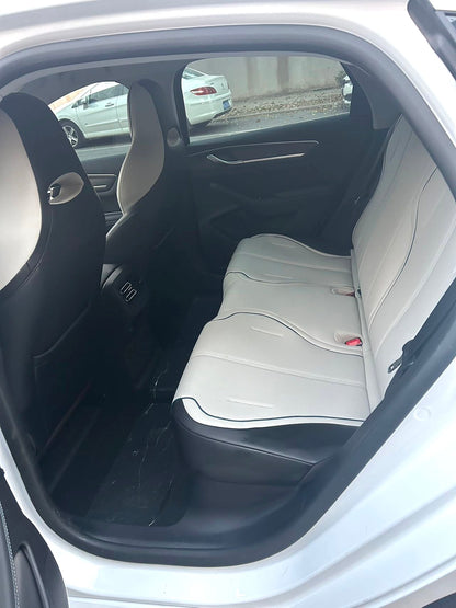 比亚迪2024款驱逐舰05DM-i1.5无级荣耀版55KM豪华型自动挡