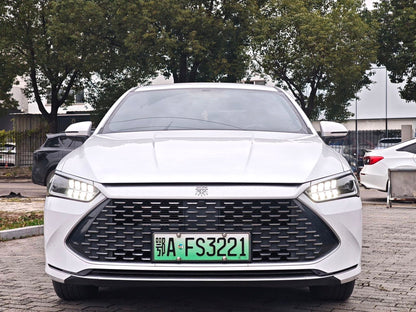 比亚迪2024款秦PLUSDM-i1.5无级荣耀版55KM领先型自动挡