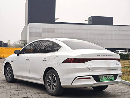 比亚迪2024款秦PLUSDM-i1.5无级荣耀版55KM领先型自动挡