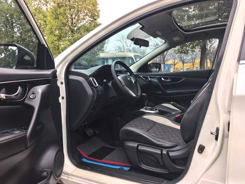 日产2016款逍客2.0无级XVPrem豪华版自动挡